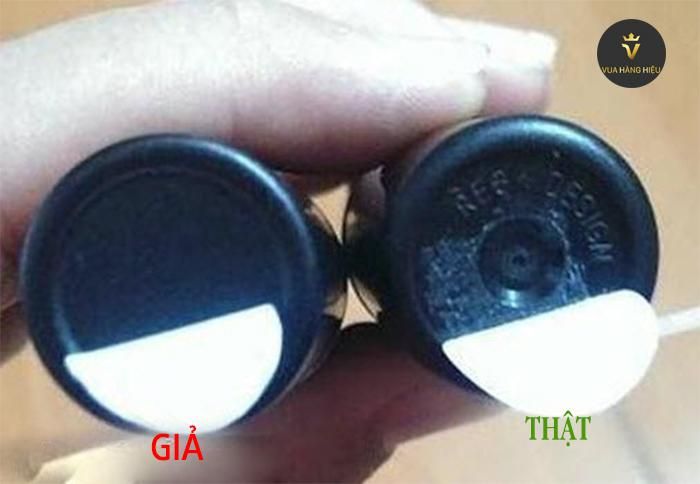 Đ&aacute;y son MAC thật giả